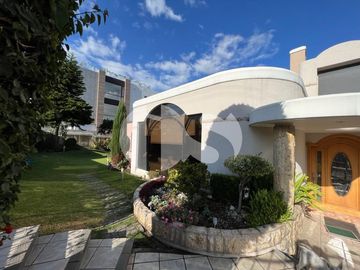CASA DE VENTA SECTOR CUMBAYA