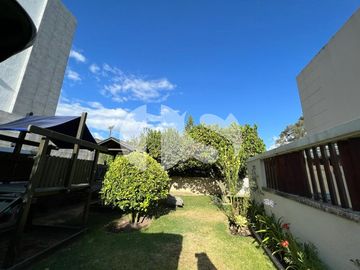 CASA DE VENTA SECTOR CUMBAYA