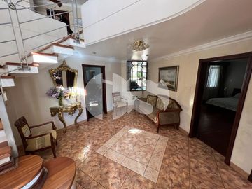 CASA DE VENTA SECTOR CUMBAYA