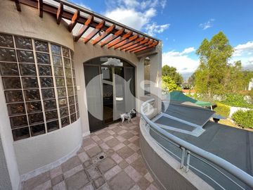 CASA DE VENTA SECTOR CUMBAYA