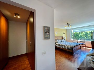 CASA DE VENTA EN CUMBAYA