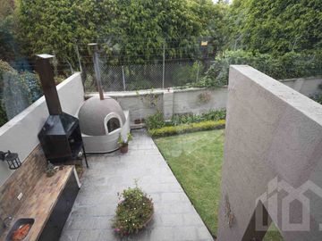 CASA DE VENTA EN CUMBAYA