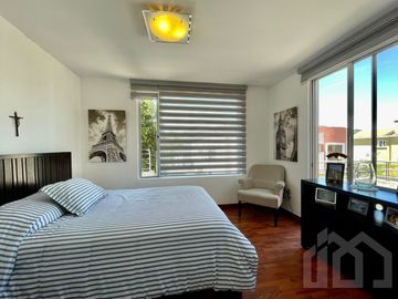 CASA DE VENTA EN CUMBAYA