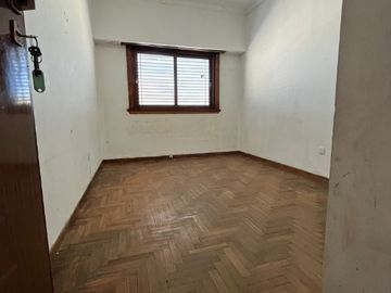 Casa en venta en Lanus Oeste
