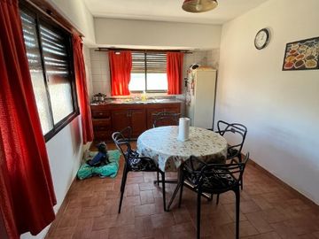 Casa en venta en Lanus Oeste