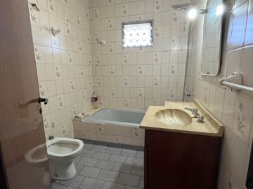 Casa en venta en Lanus Oeste