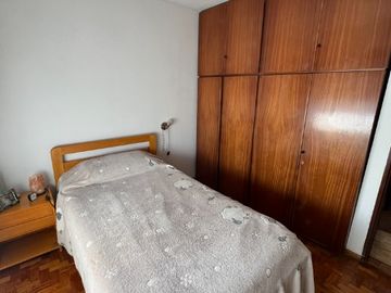 Casa para 2 Familias en venta en Lanus Oeste