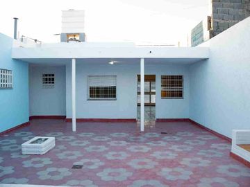 VENTA CASA 3 DORMITORIOS BARRIO PATRICIOS CÓRDOBA