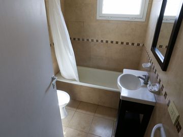 CASA EN VENTA EN LUIS GUILLON TIPO DUPLEX