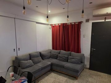 CASA EN VENTA DE 3 AMBIENTES EN EZPELETA