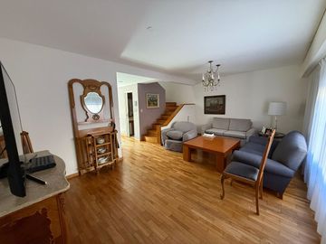 HERMOSA CASA EN VENTA EN VILLA DEL PARQUE