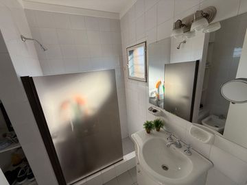HERMOSA CASA EN VENTA EN VILLA DEL PARQUE