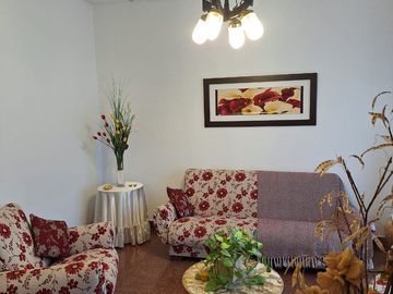 VENTA IMPECABLE CASA CORRIENTES-CAPITAL