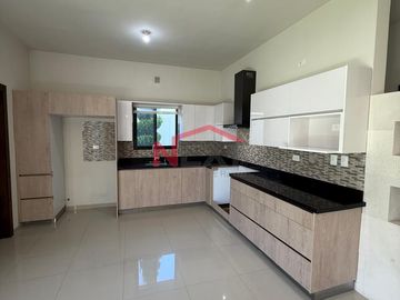 Casa  en venta en Residencial Villas la Joya al norte de Saltillo