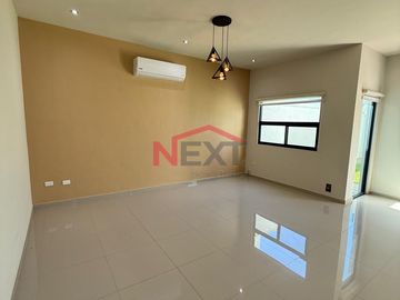 Casa  en venta en Residencial Villas la Joya al norte de Saltillo