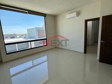 Casa  en venta en Residencial Villas la Joya al norte de Saltillo