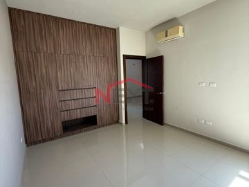 Casa  en venta en Residencial Villas la Joya al norte de Saltillo