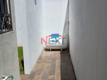 VENTA DE CASA AL PONIENTE DE SALTILLO EN FRACCIONAMIENTO SAN RAFAEL