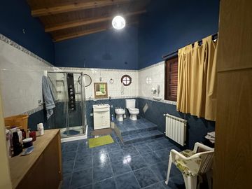 Casa en venta zona Santa Genoveva 4 dormitorios