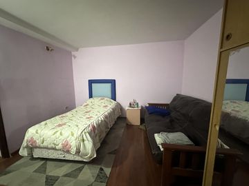 Casa en venta zona Santa Genoveva 4 dormitorios