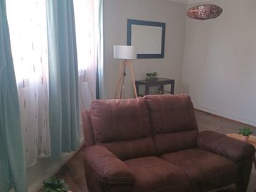 CASA ESQUINA SOLIDA Y CON EXCELENTE UBICACIÓN EN EL BOSQUE