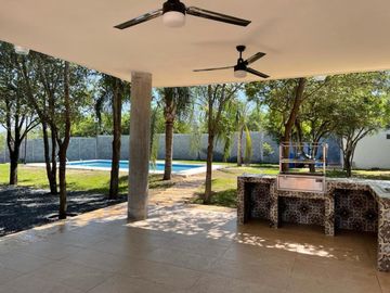 Quinta en Venta en Hacienda el Mezcal, Cadereyta Jiménez, Nuevo León