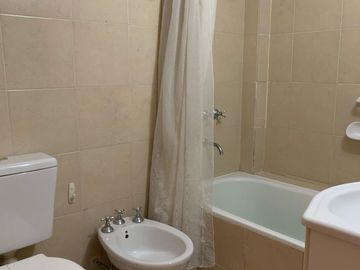 Departamento 1 amb y medio con balcon