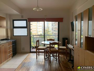 Departamento 1 amb y medio con balcon