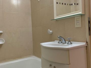 Departamento 1 amb y medio con balcon