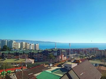 VENDO DUPLEX FAMILIAR VISTA MAR: 3 DORMITORIOS, 2 BAÑOS, SUBIDA ALESSANDRI, VIÑA DEL MAR.