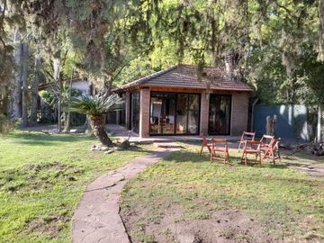 Venta Casa quinta en Del viso de 6 ambientes