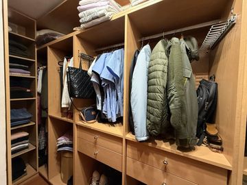 Venta Casa quinta en Del viso de 6 ambientes