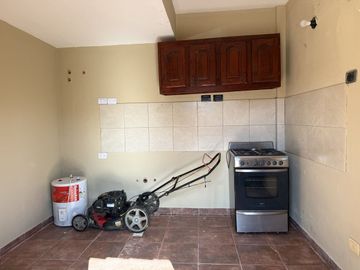 Venta Casa quinta en Del viso de 6 ambientes