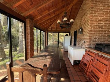 Venta Casa quinta en Del viso de 6 ambientes