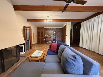 Venta Casa quinta en Del viso de 6 ambientes