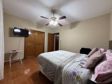 Venta Casa quinta en Del viso de 6 ambientes