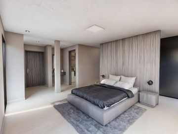 CASA DE CUATRO HABITACIONES - BARRIO LA QUEBRADA
