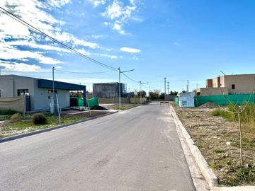 CASA DE CUATRO HABITACIONES - BARRIO LA QUEBRADA