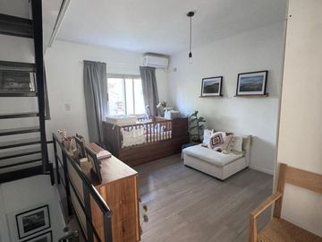 Departamento Triplex en San Isidro con jardin