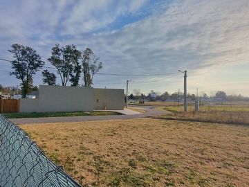 VENTA CASA 4 AMBIENTES EN LAS CASUARINAS, DEL VISO