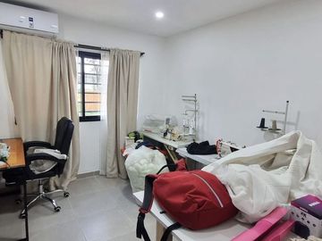 VENTA CASA 4 AMBIENTES EN LAS CASUARINAS, DEL VISO
