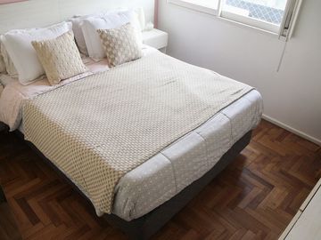 VENTA DEPARTAMENTO 4 AMBIENTES CON BALCON