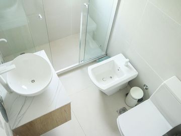 VENTA DEPARTAMENTO 4 AMBIENTES CON BALCON