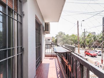 VENTA departamento 3amb.Al fte.tza. propia.S/exp.