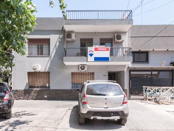 VENTA departamento 3amb.Al fte.tza. propia.S/exp.