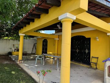 EN VENTA CASA TIPO QUINTA EN DZITYA