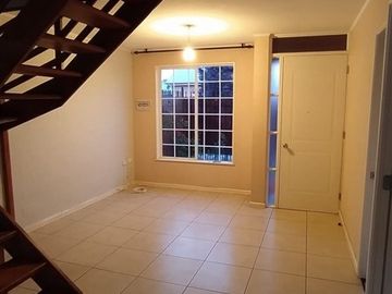 Casa en Venta en 1 1/2 Poniente Villa Flores de Pucara