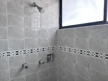 CASA EN VENTA EN ZONA LA NORIA