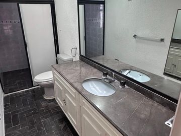 CASA EN VENTA EN ZONA LA NORIA