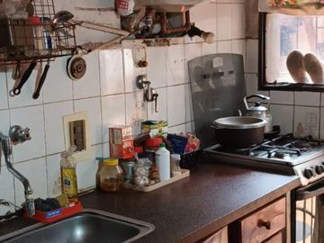 CASA DE 3 DORMITORIOS Y COCHERA EN CH. 240. POSADAS, MISIONES. VENTA